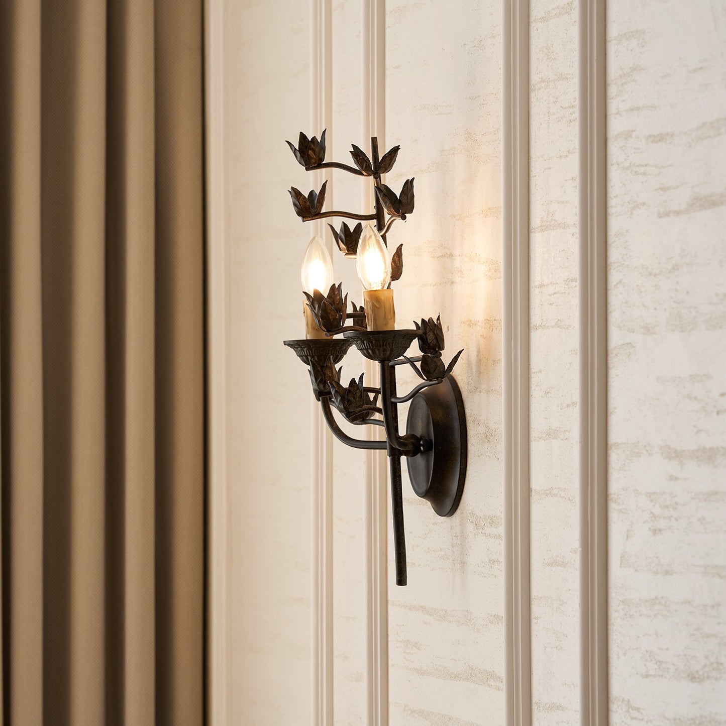 Procyon Branch Wall Lamp
