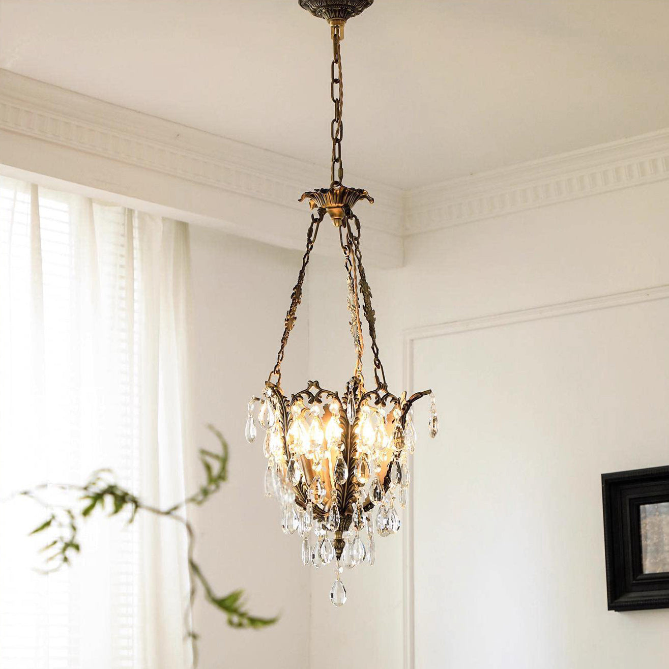 Elmon Crystal Chandelier