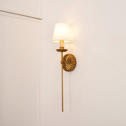 Oriyn Wall Lamp
