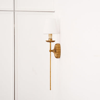 Oriyn Wall Lamp