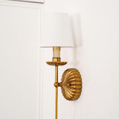 Oriyn Wall Lamp