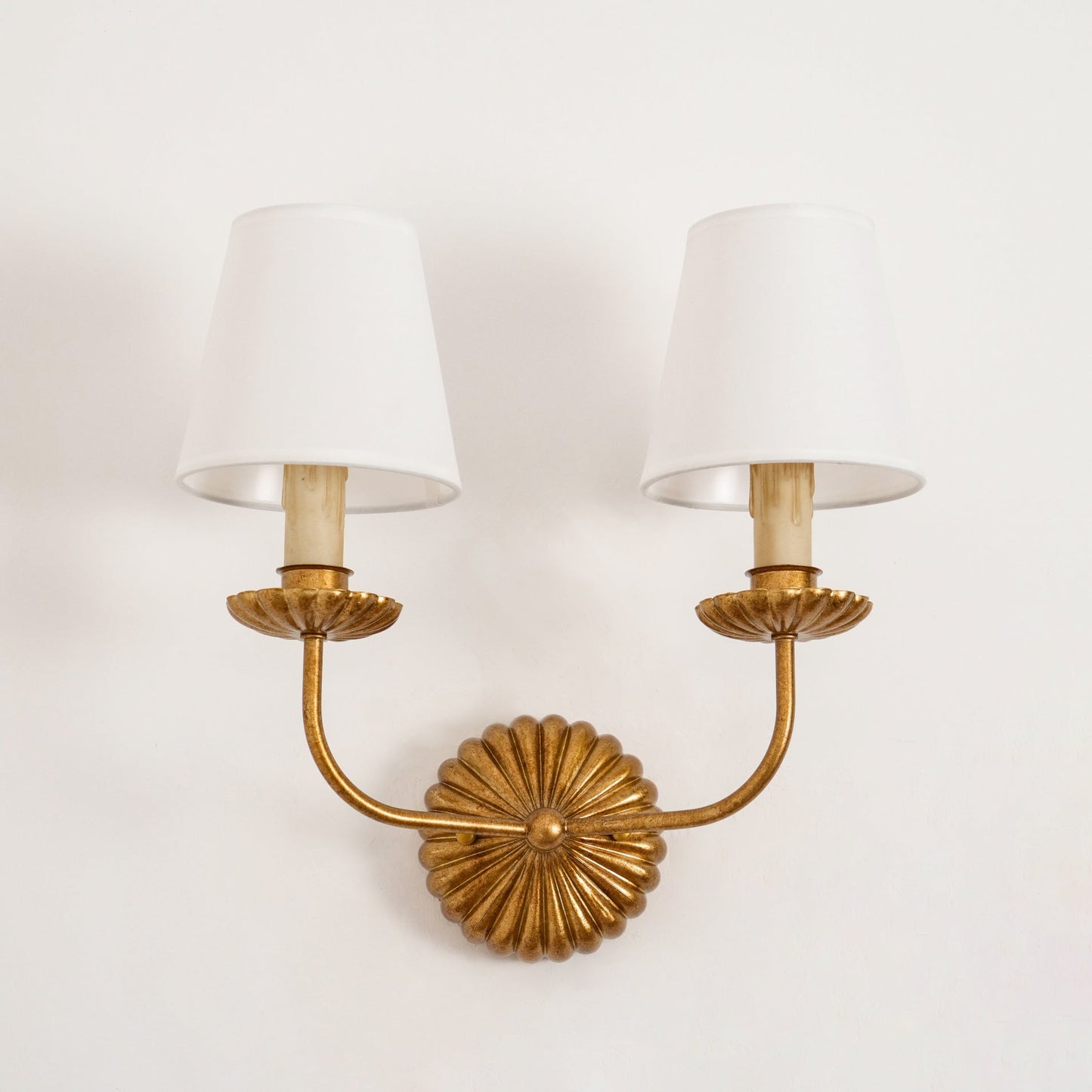 Oriyn Wall Lamp