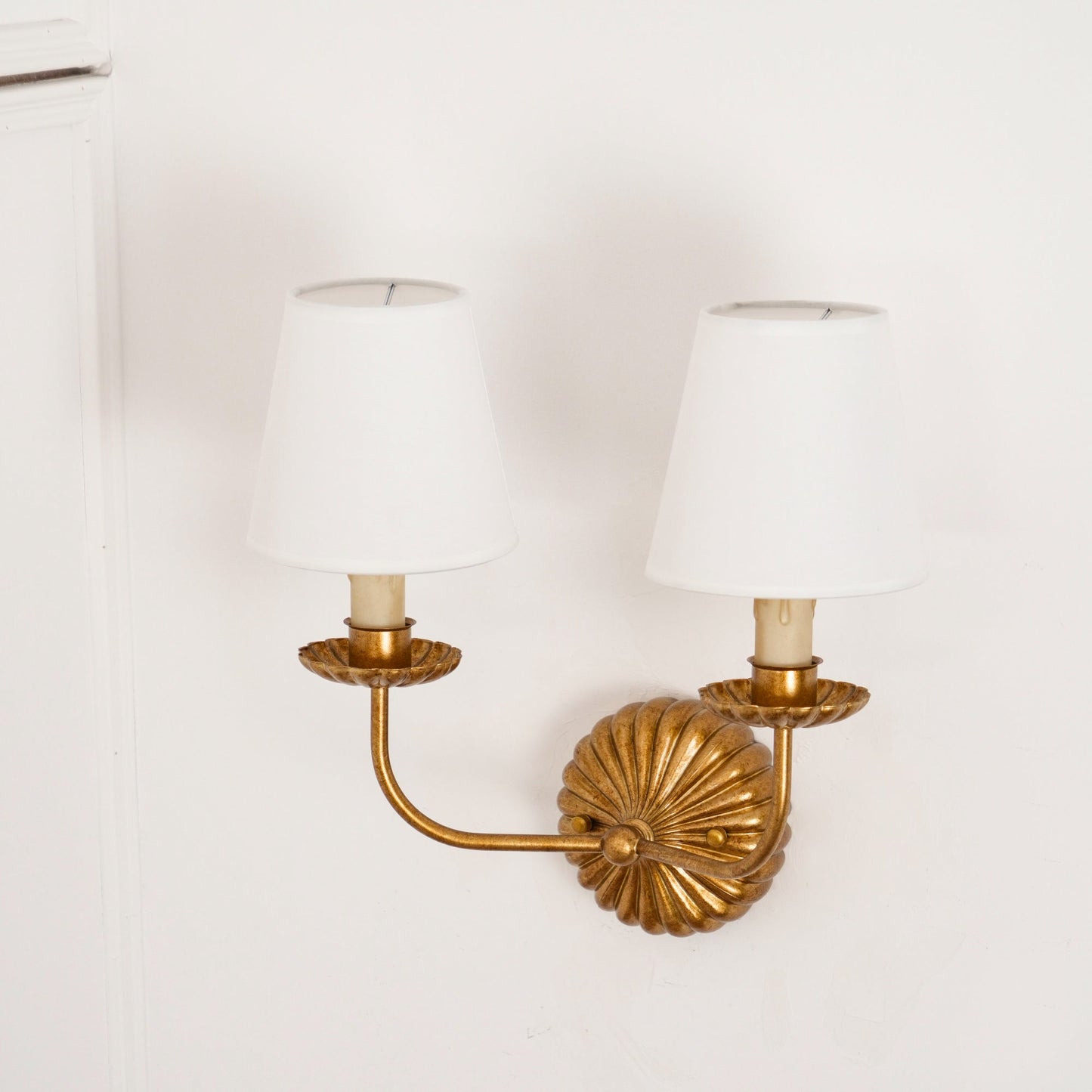 Oriyn Wall Lamp