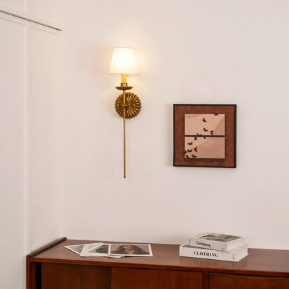 Oriyn Wall Lamp