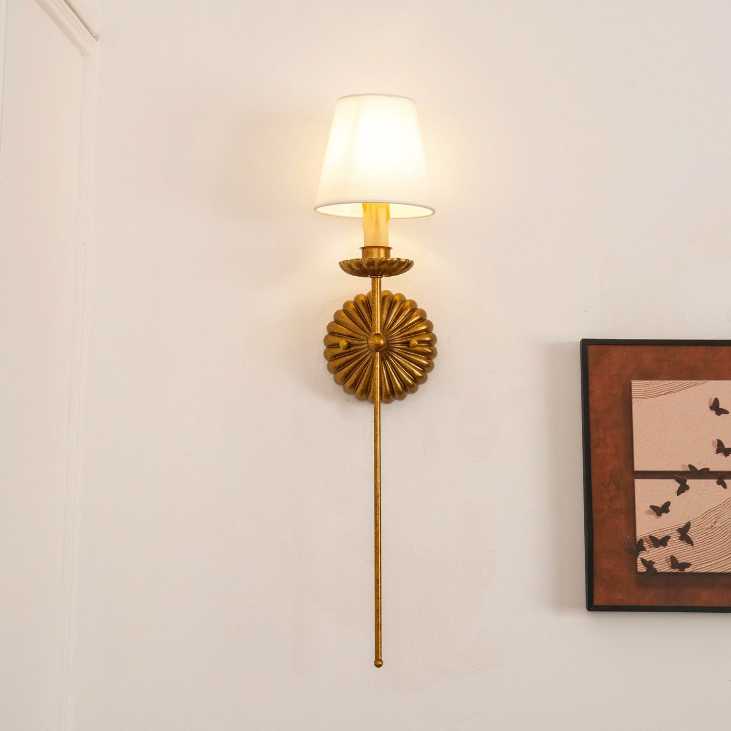 Oriyn Wall Lamp