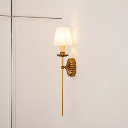 Oriyn Wall Lamp
