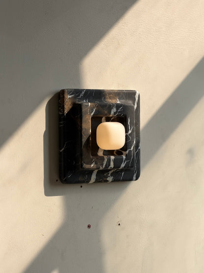 Islyn Marble Wall Lamp