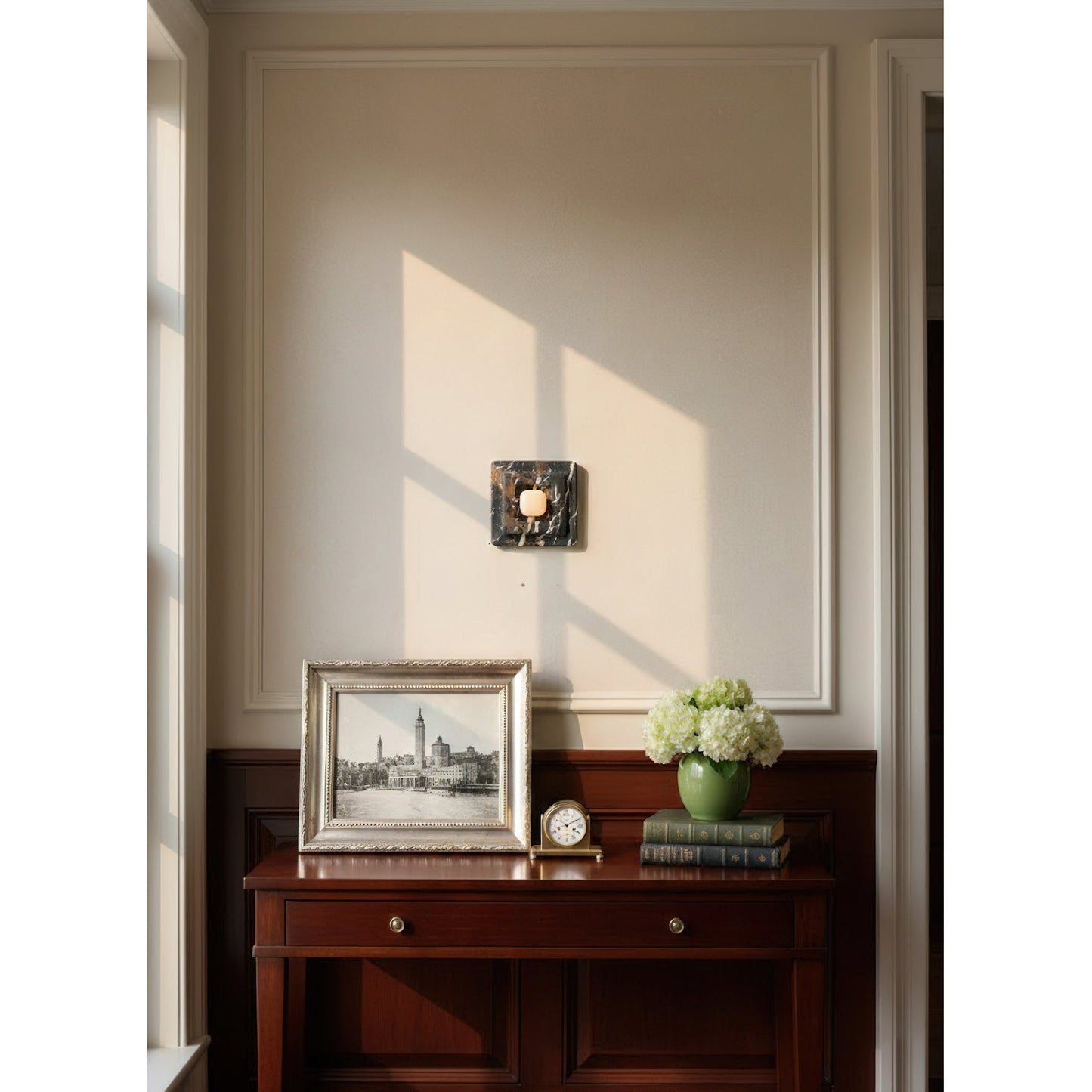 Islyn Marble Wall Lamp