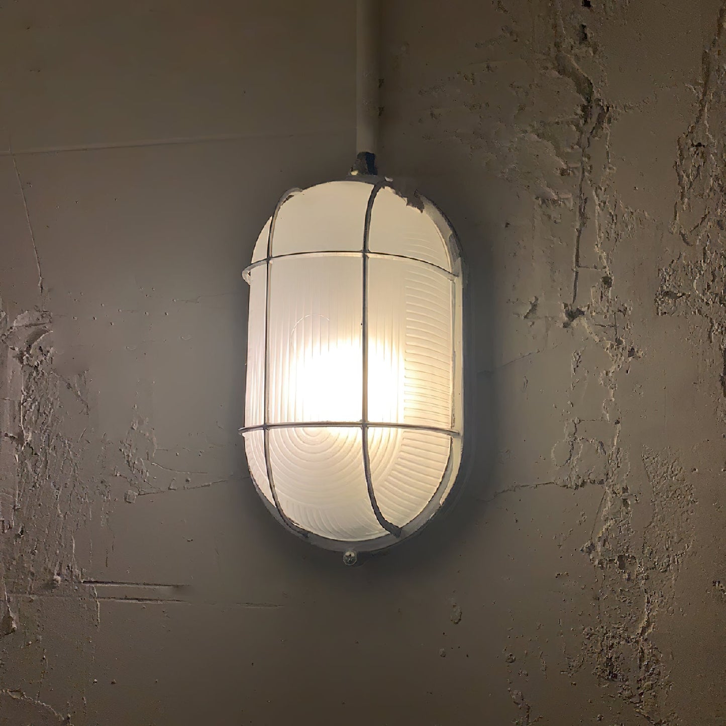 Pelen Trading Chatham Outdoor Sconce