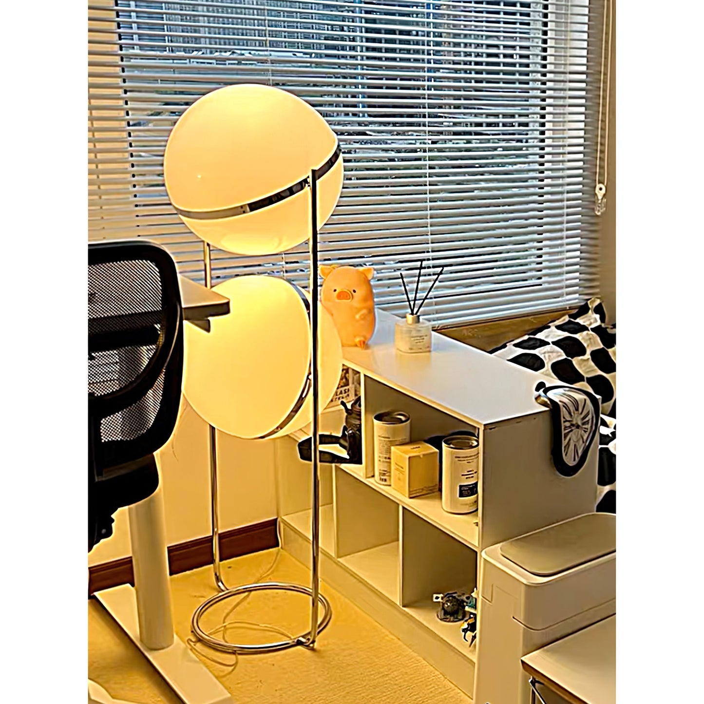 Lustra Ball Floor Lamp
