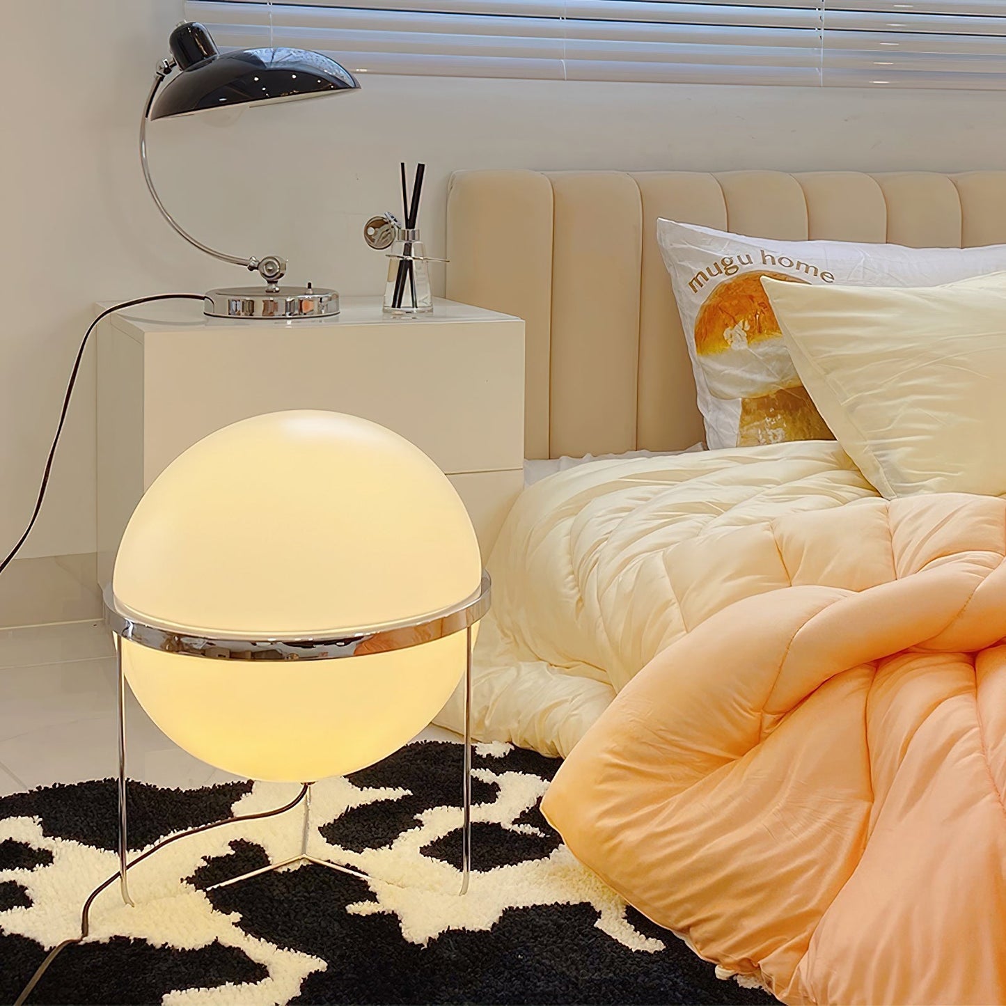 Lustra Table Lamp