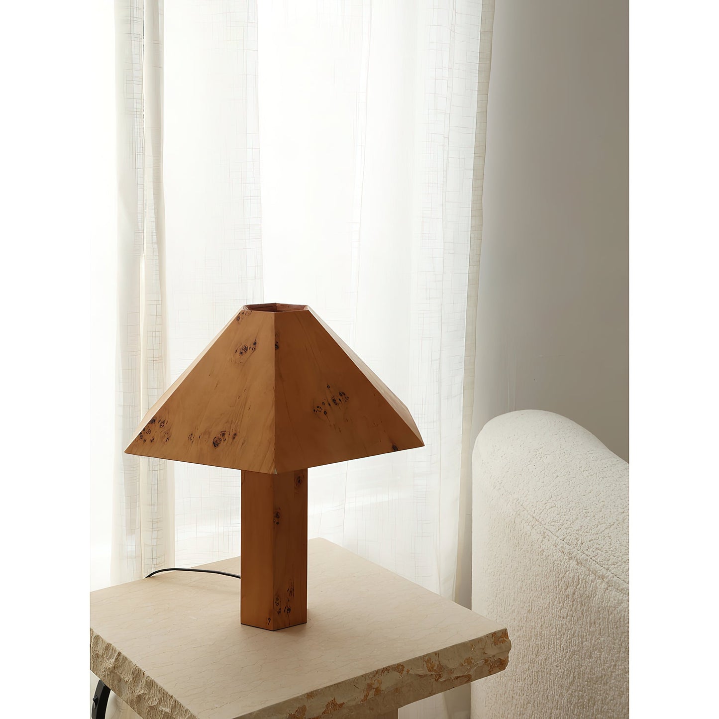 Kesor Table Lamp