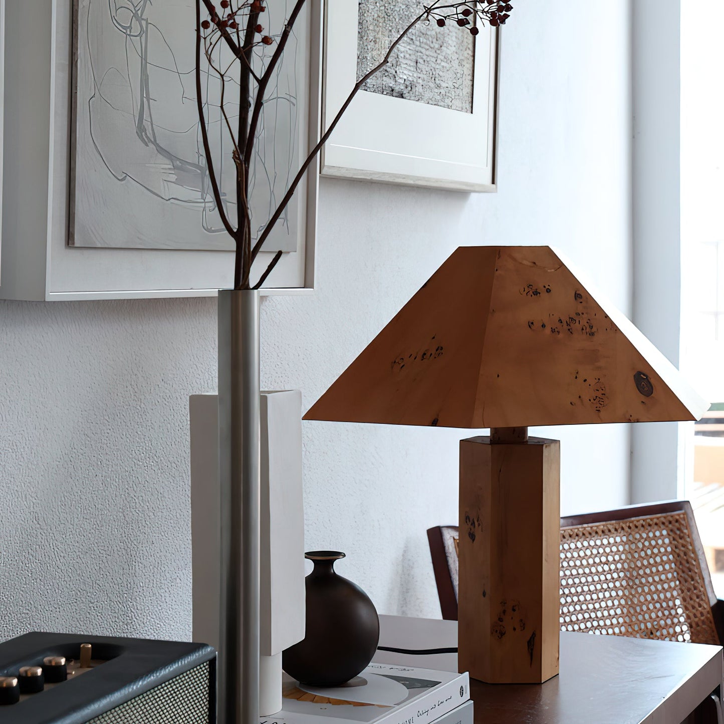 Kesor Table Lamp
