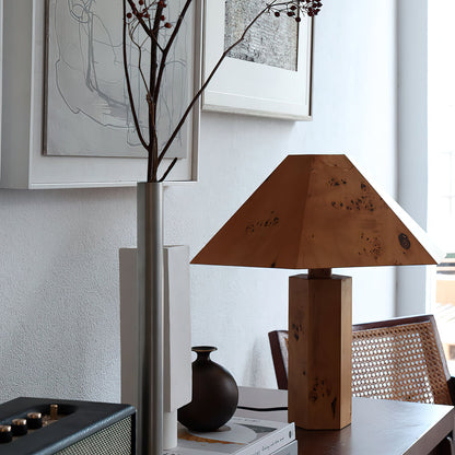 Kesor Table Lamp