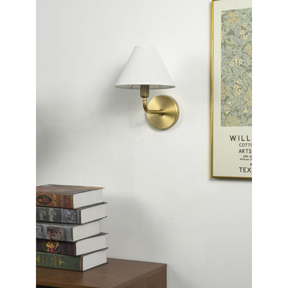 Wynine Wall Lamp