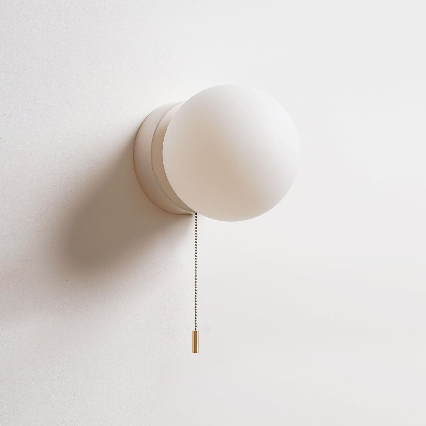 Leiden Wall Lamp