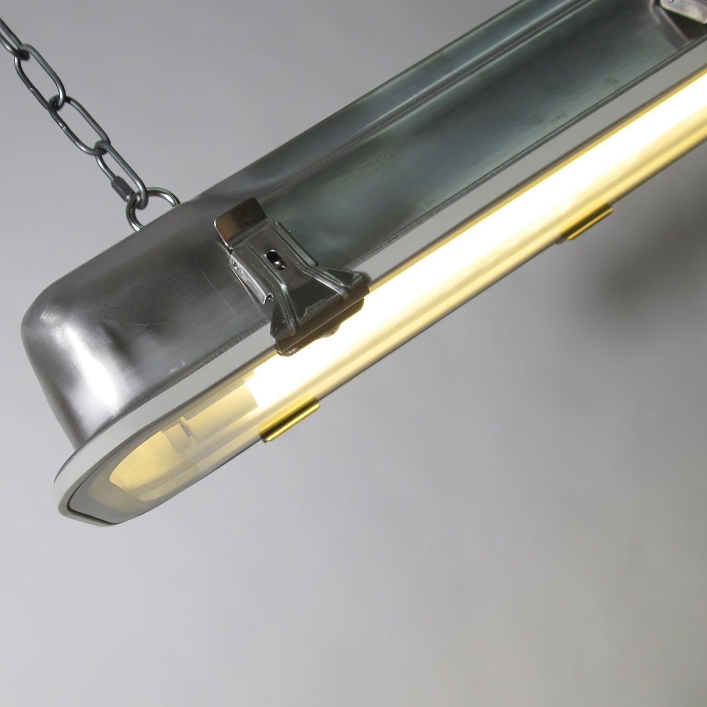 Dova Pendant Light