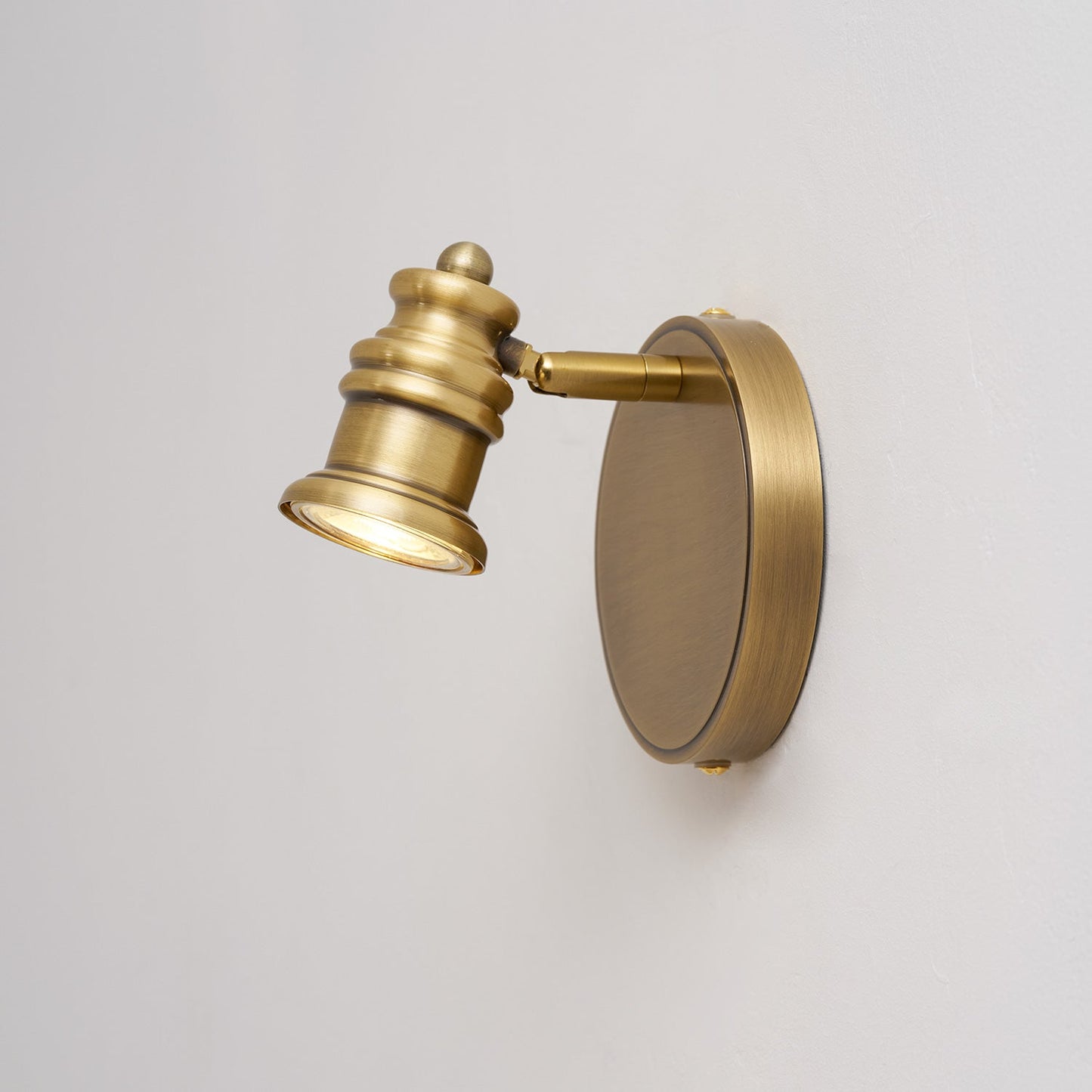 Doria Brass Wall Lamp