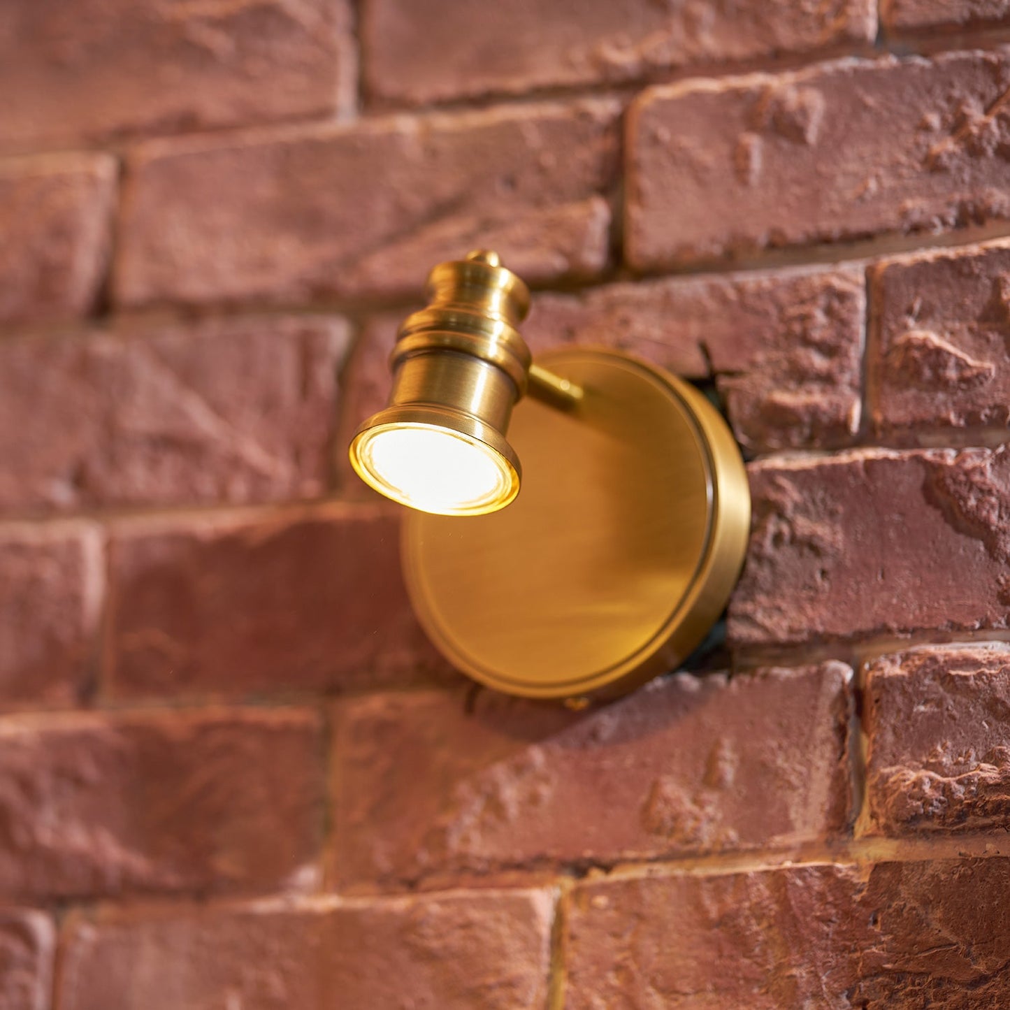 Doria Brass Wall Lamp