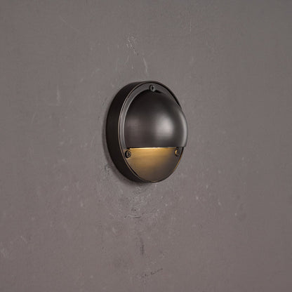 Lumis Wall Lamp