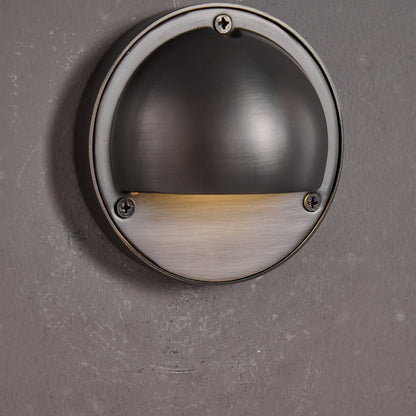 Lumis Wall Lamp