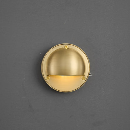 Lumis Wall Lamp