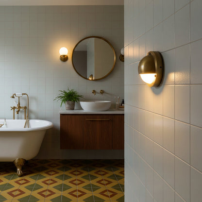 Lumis Wall Lamp