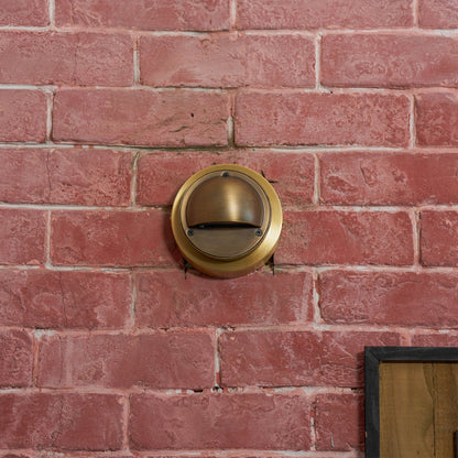 Lumis Wall Lamp