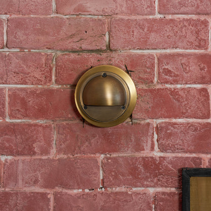 Lumis Wall Lamp