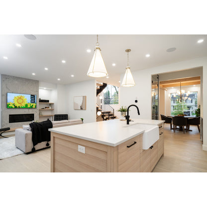 Andia Chandelier
