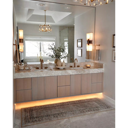 Vesia Vertical Alabaster Sconce