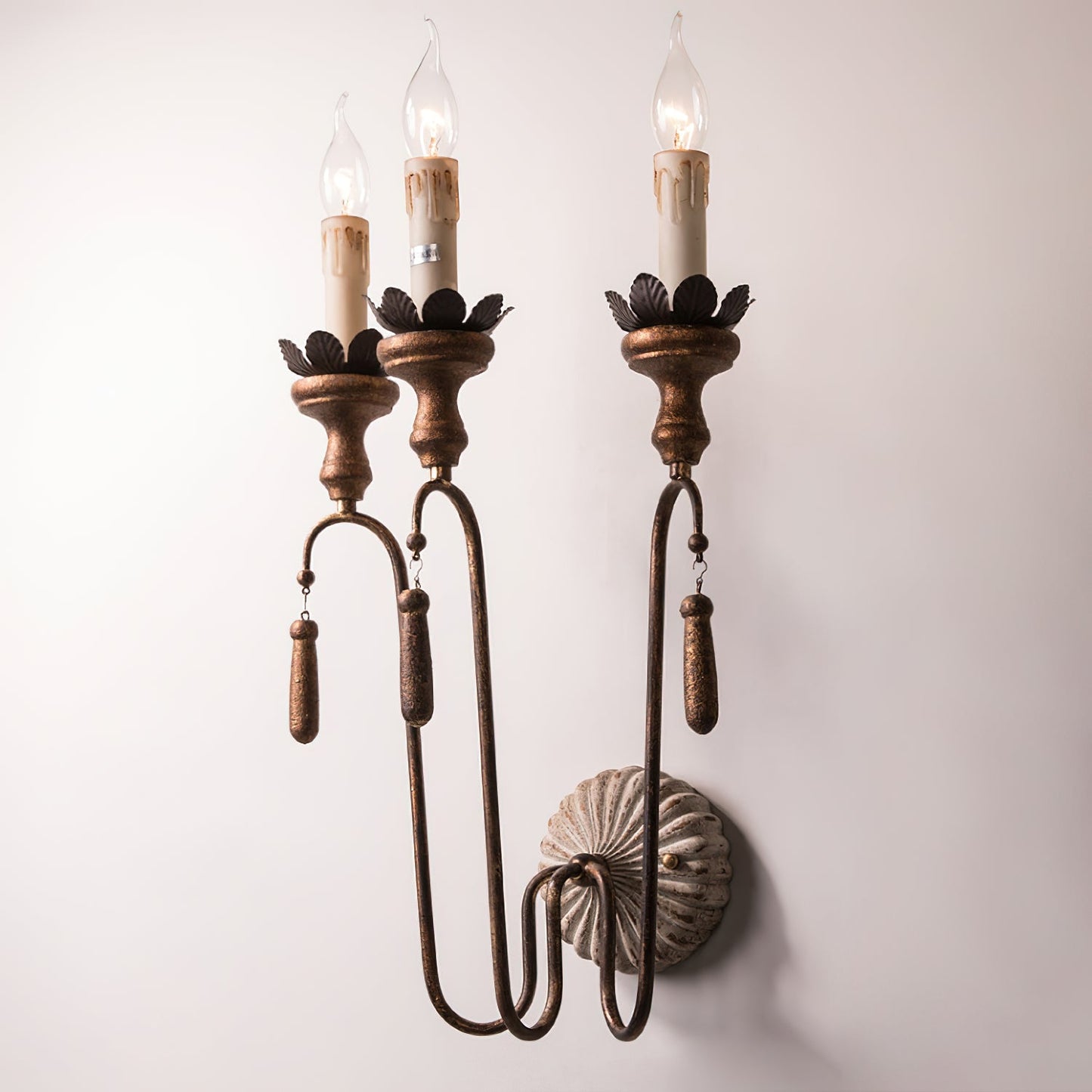 Talor Wall Lamp