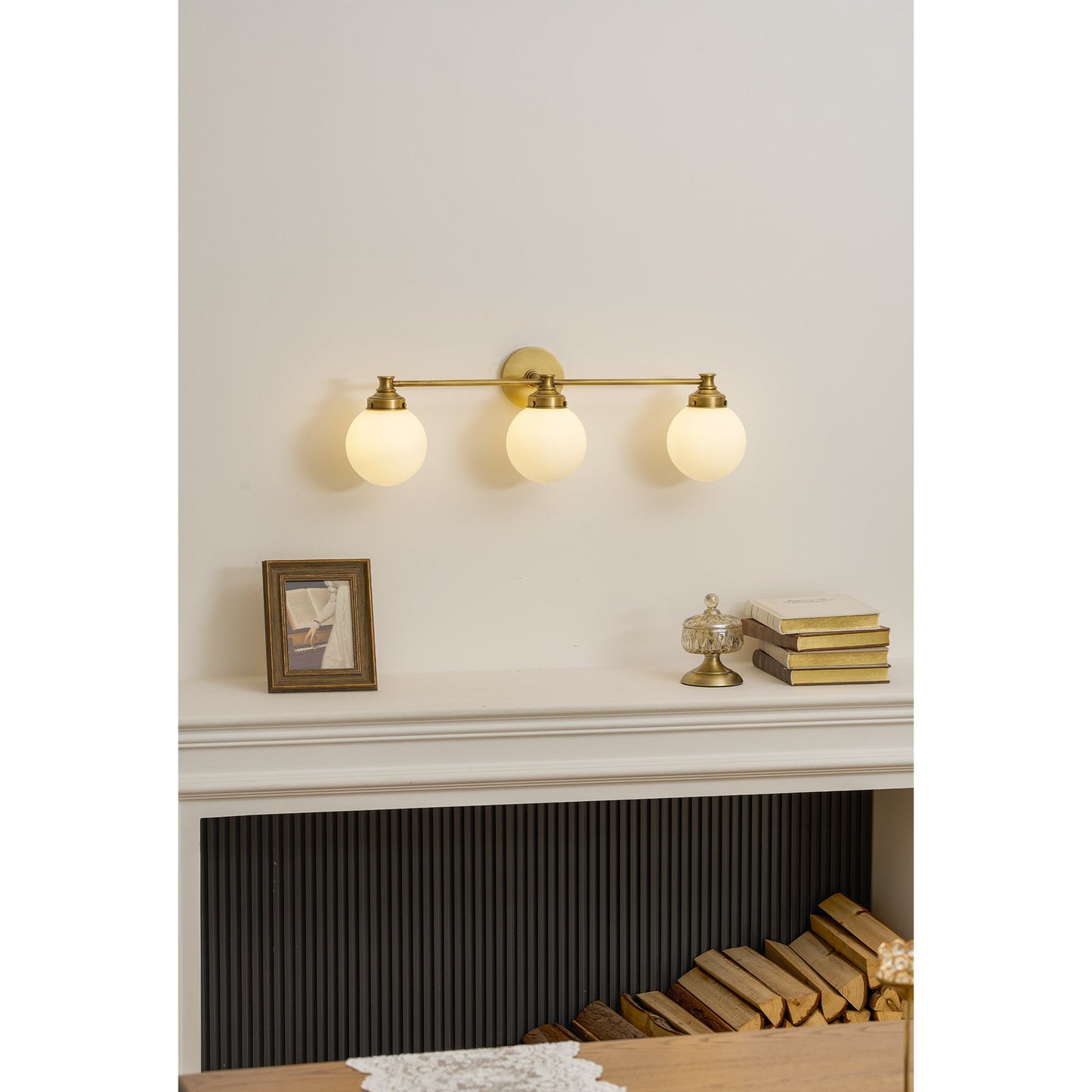 Quinara Glass Ball Wall Sconce