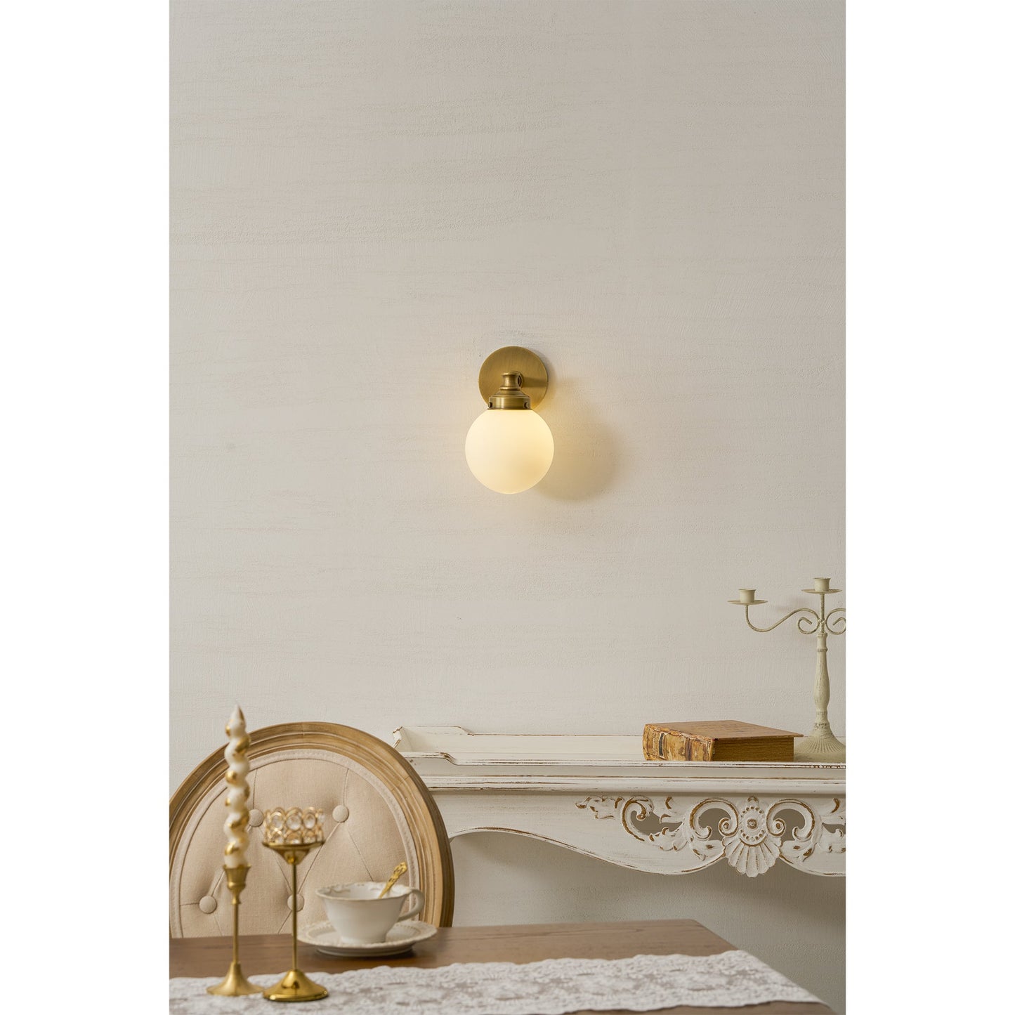 Quinara Glass Ball Wall Sconce