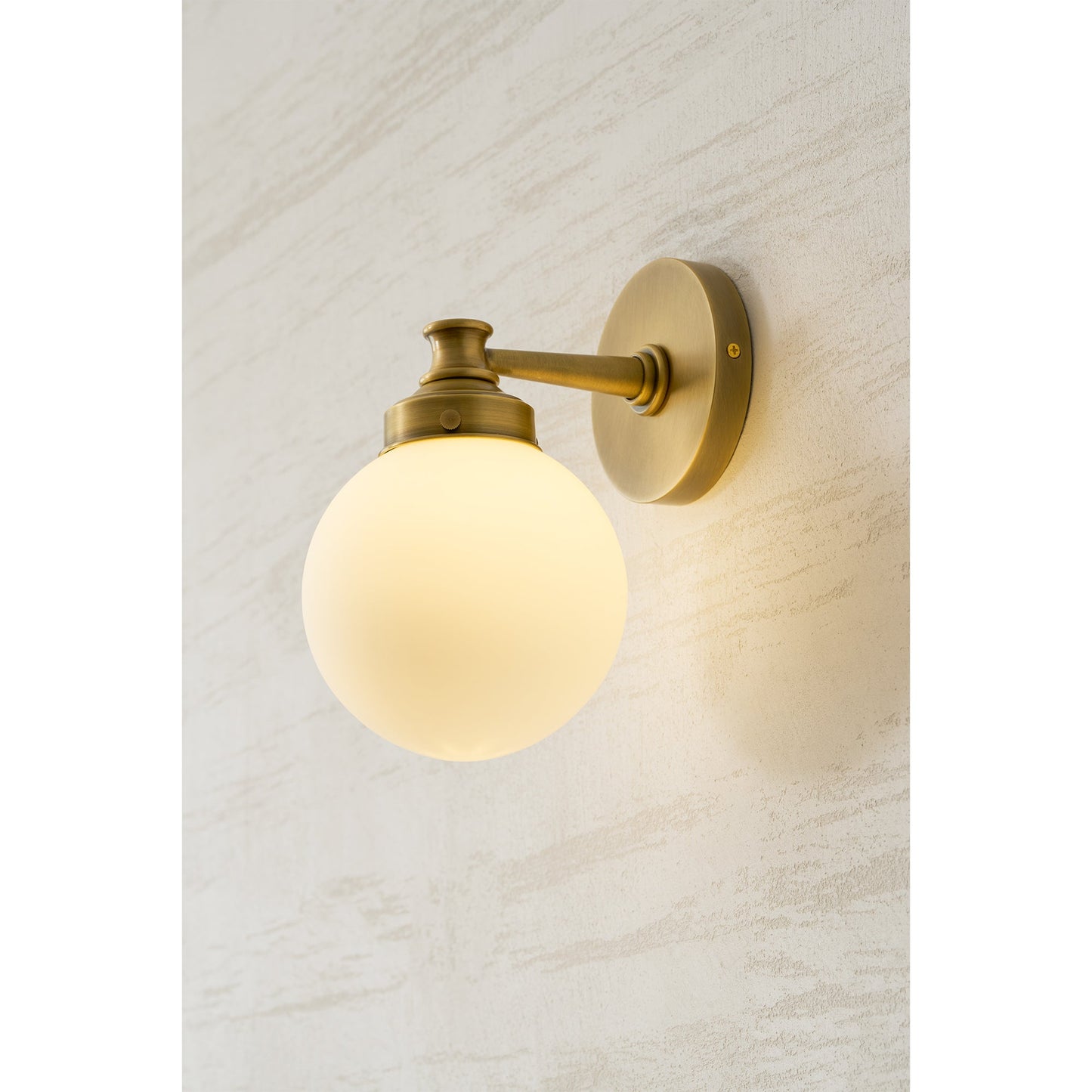 Quinara Glass Ball Wall Sconce
