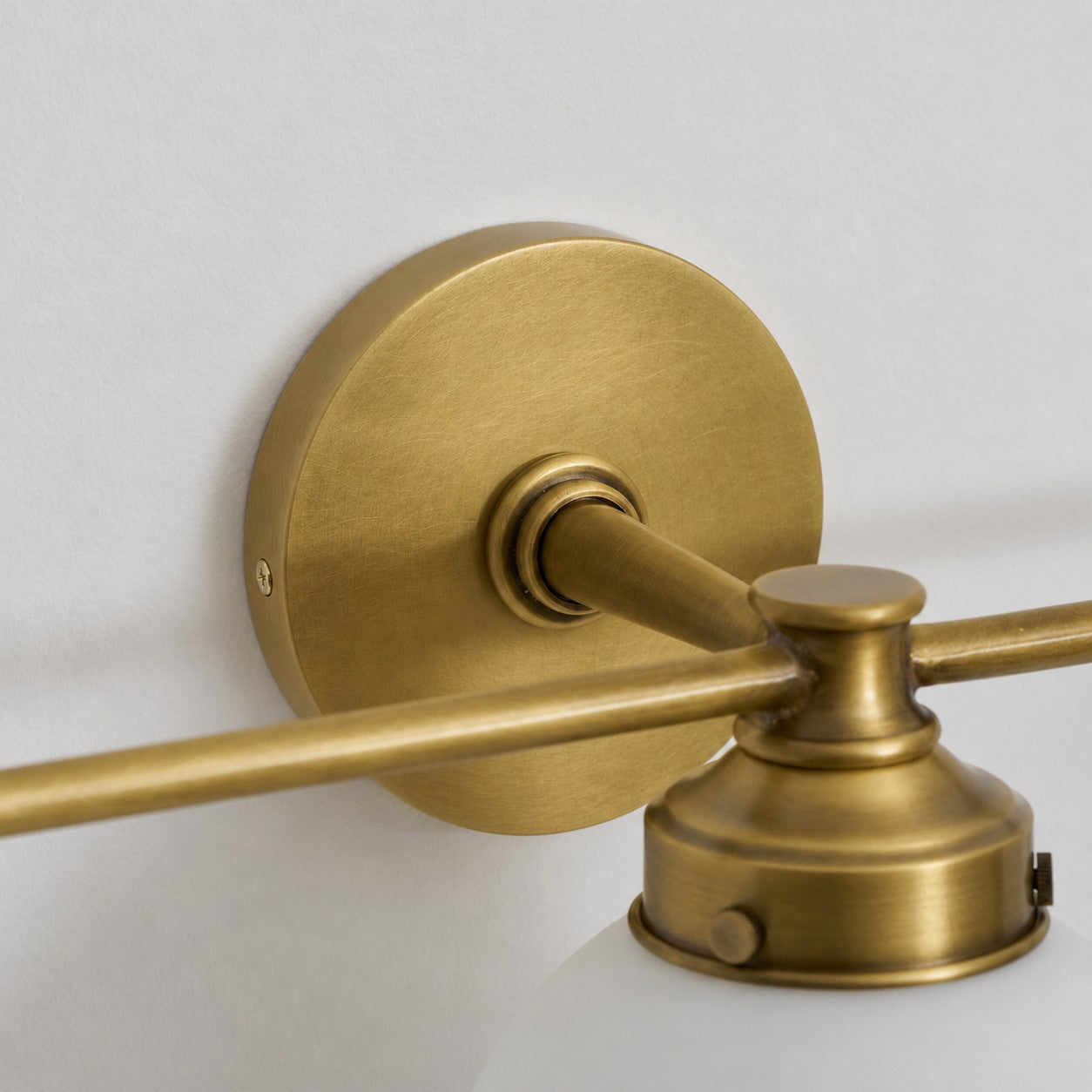 Quinara Glass Ball Wall Sconce