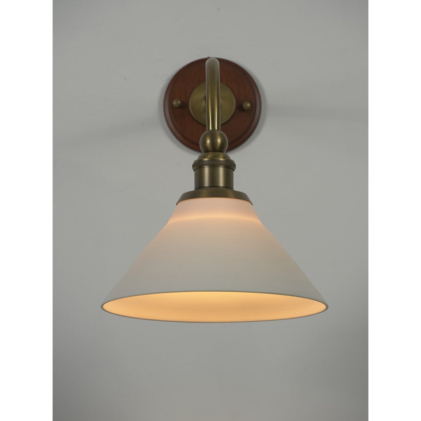 Yarine Ceramic Wall Lamp
