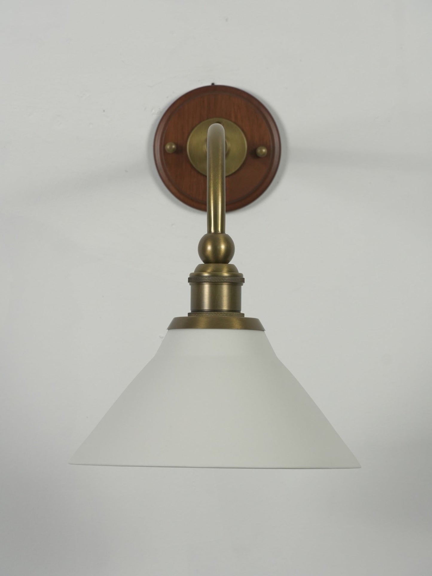 Yarine Ceramic Wall Lamp
