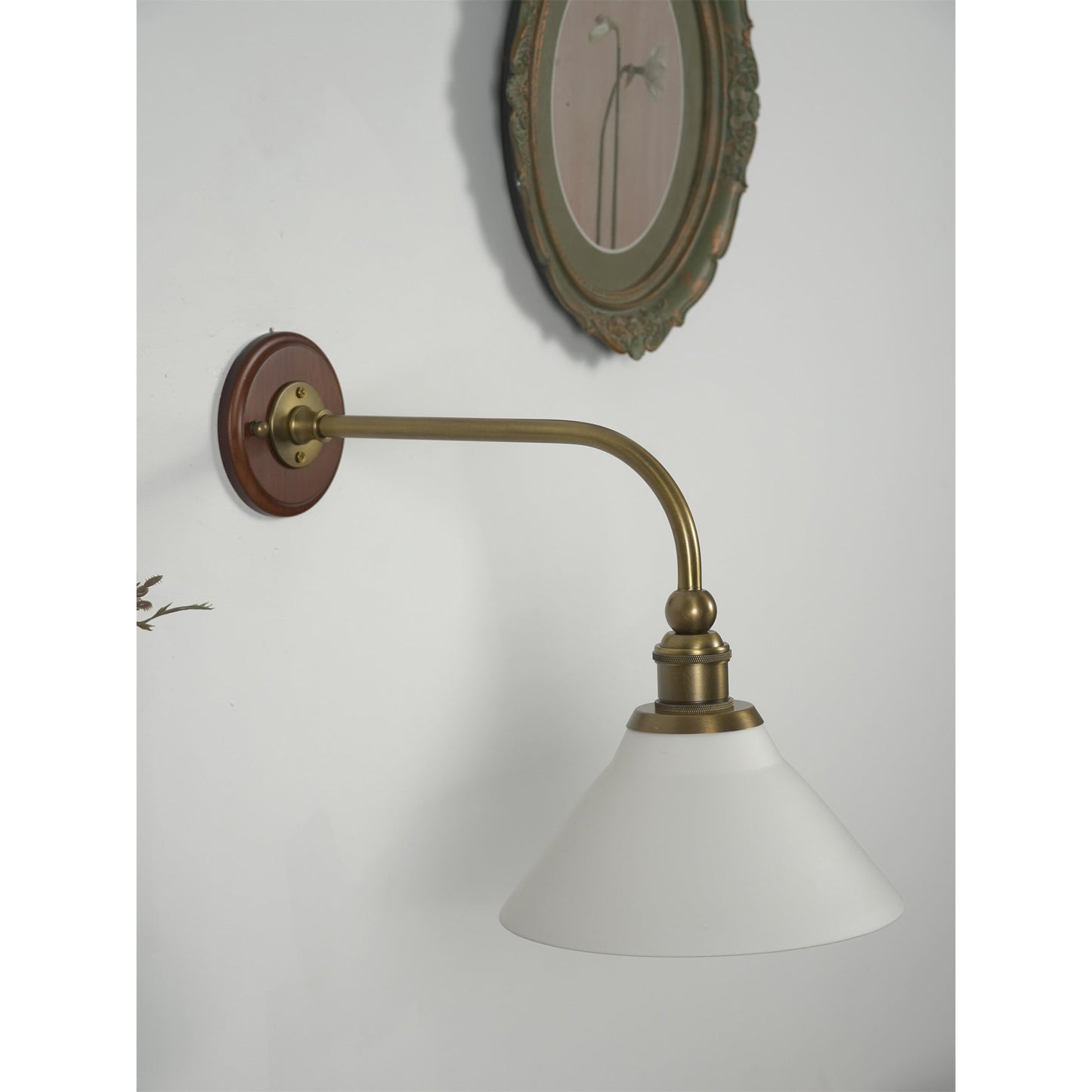 Yarine Ceramic Wall Lamp