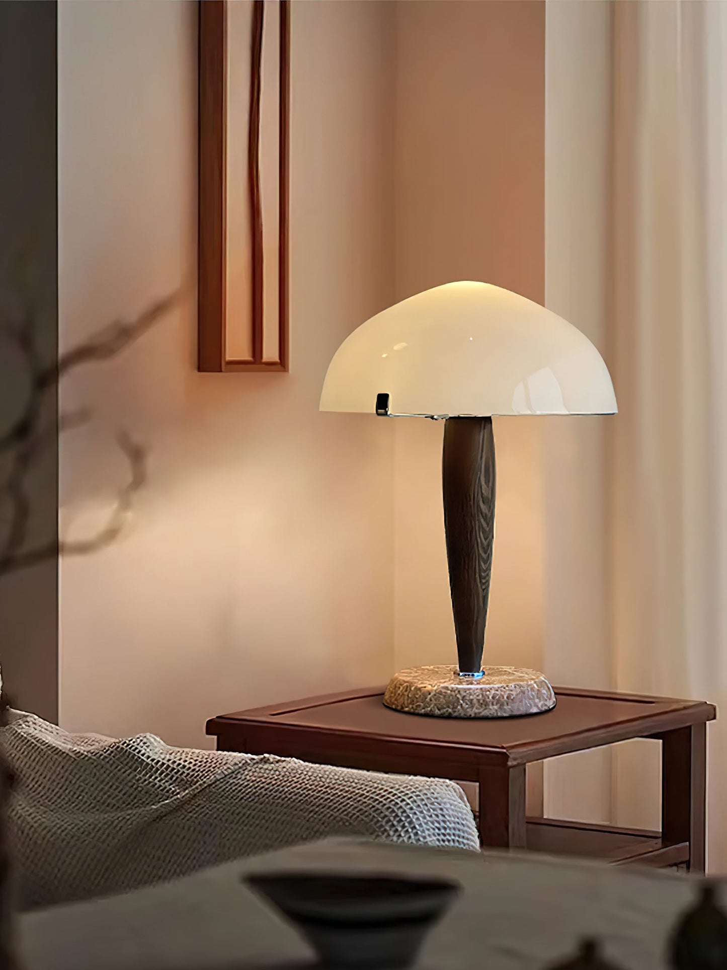 Dovara Table Lamp