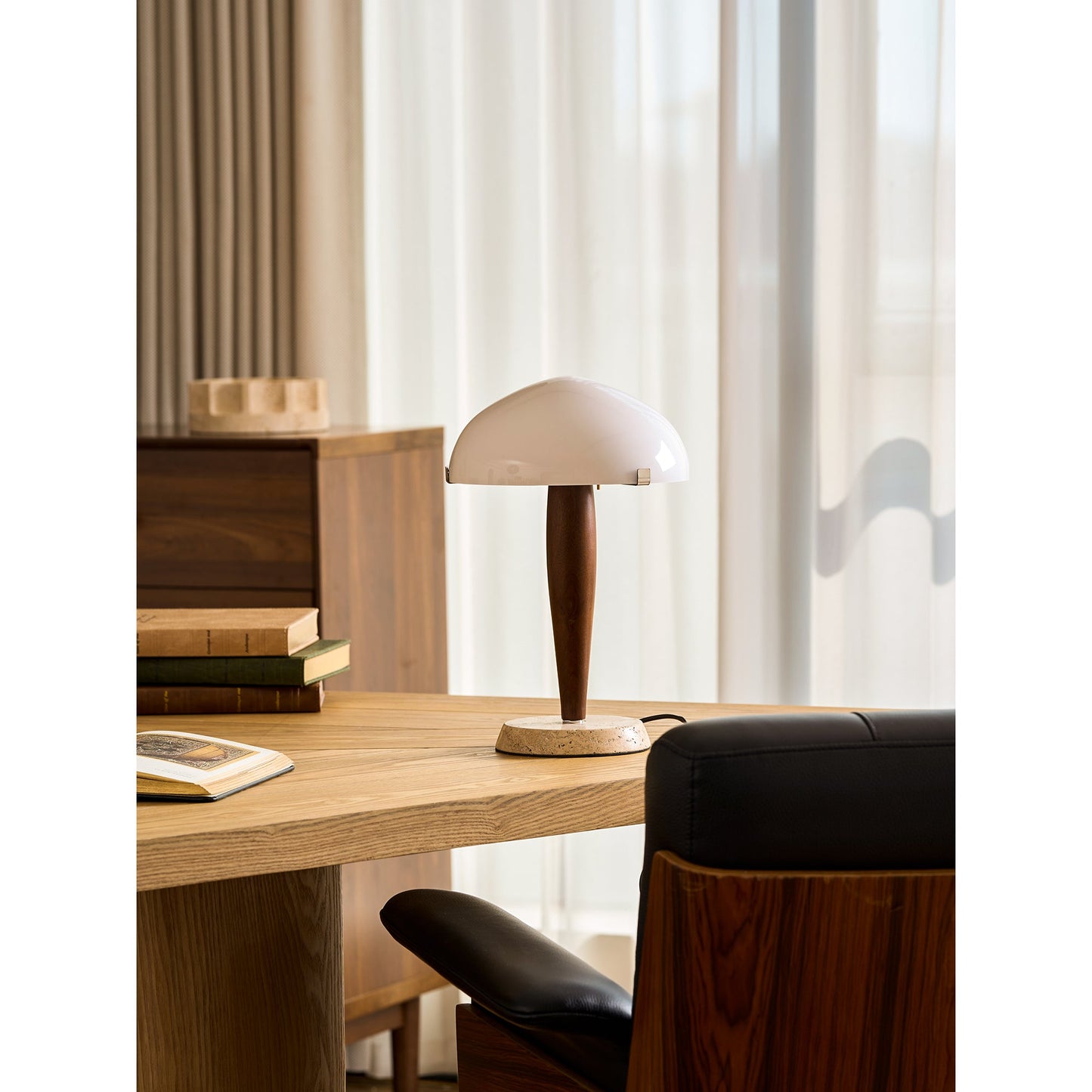 Dovara Table Lamp