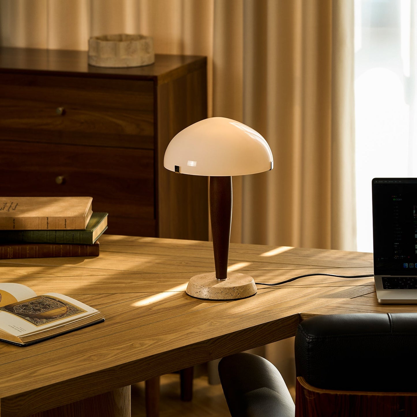Dovara Table Lamp