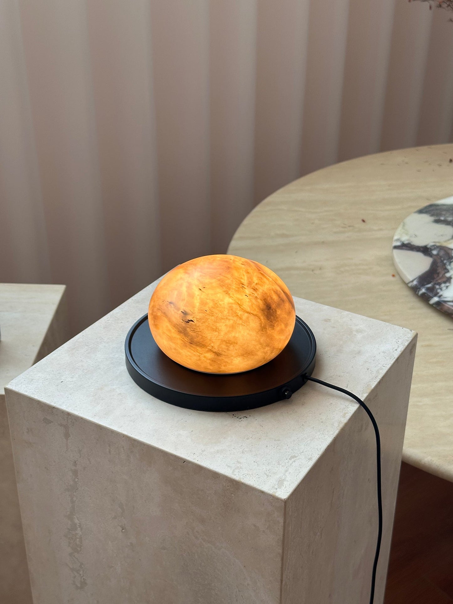 Maro Alabaster Table Lamp