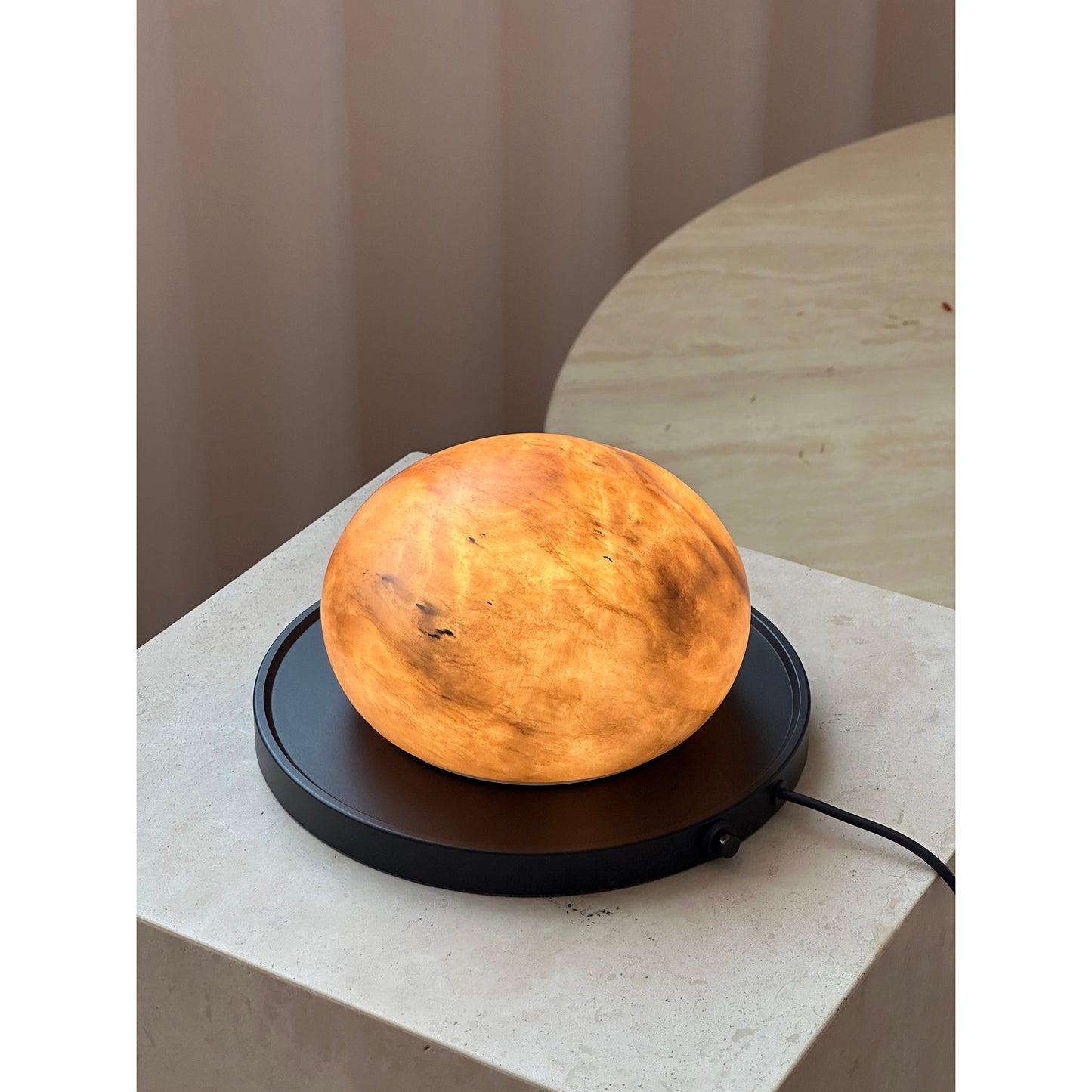 Maro Alabaster Table Lamp