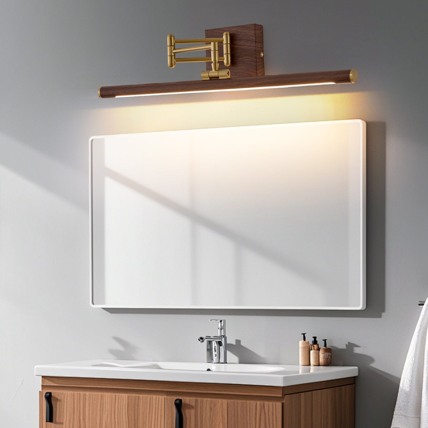 Stave Brass Wall Lamp