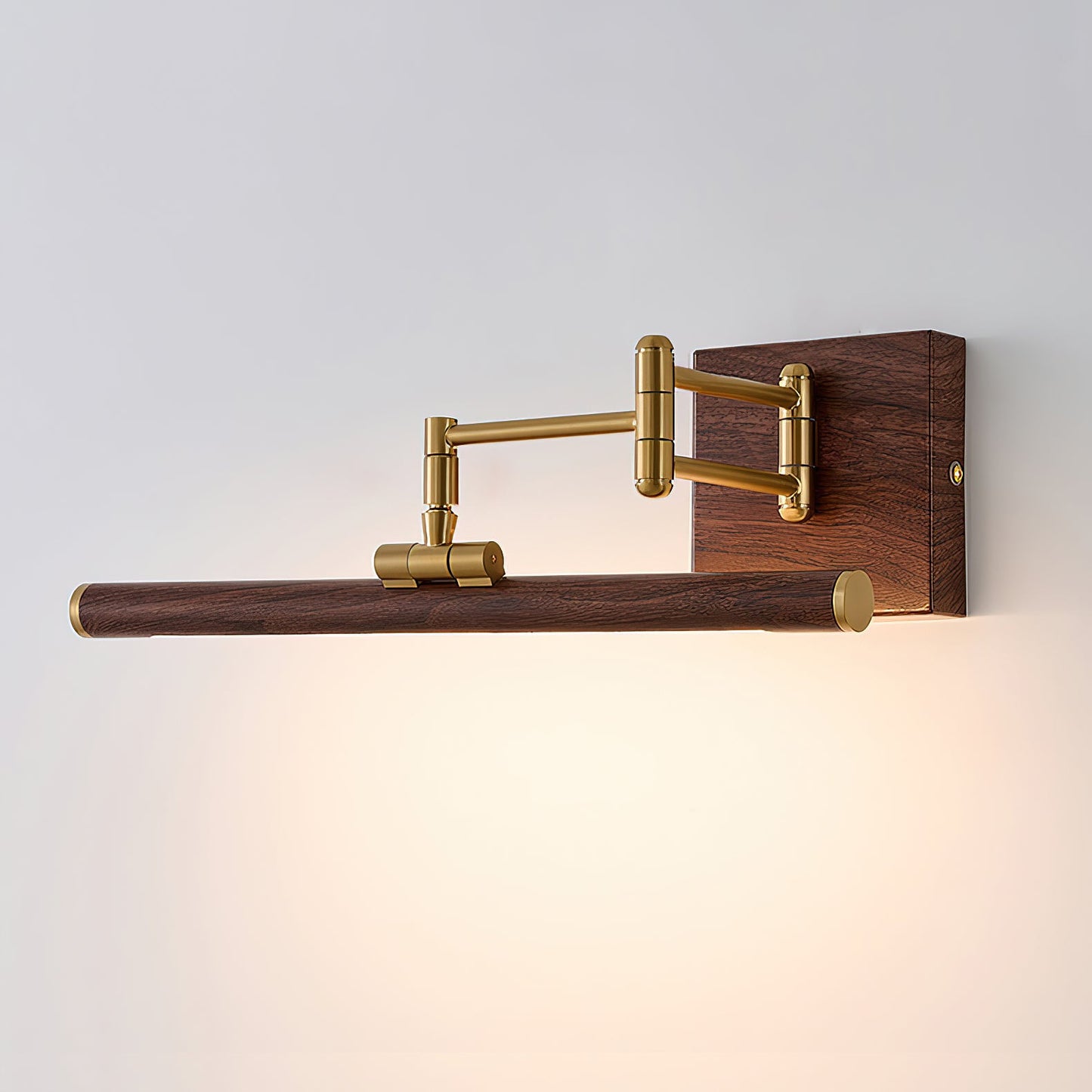 Stave Brass Wall Lamp