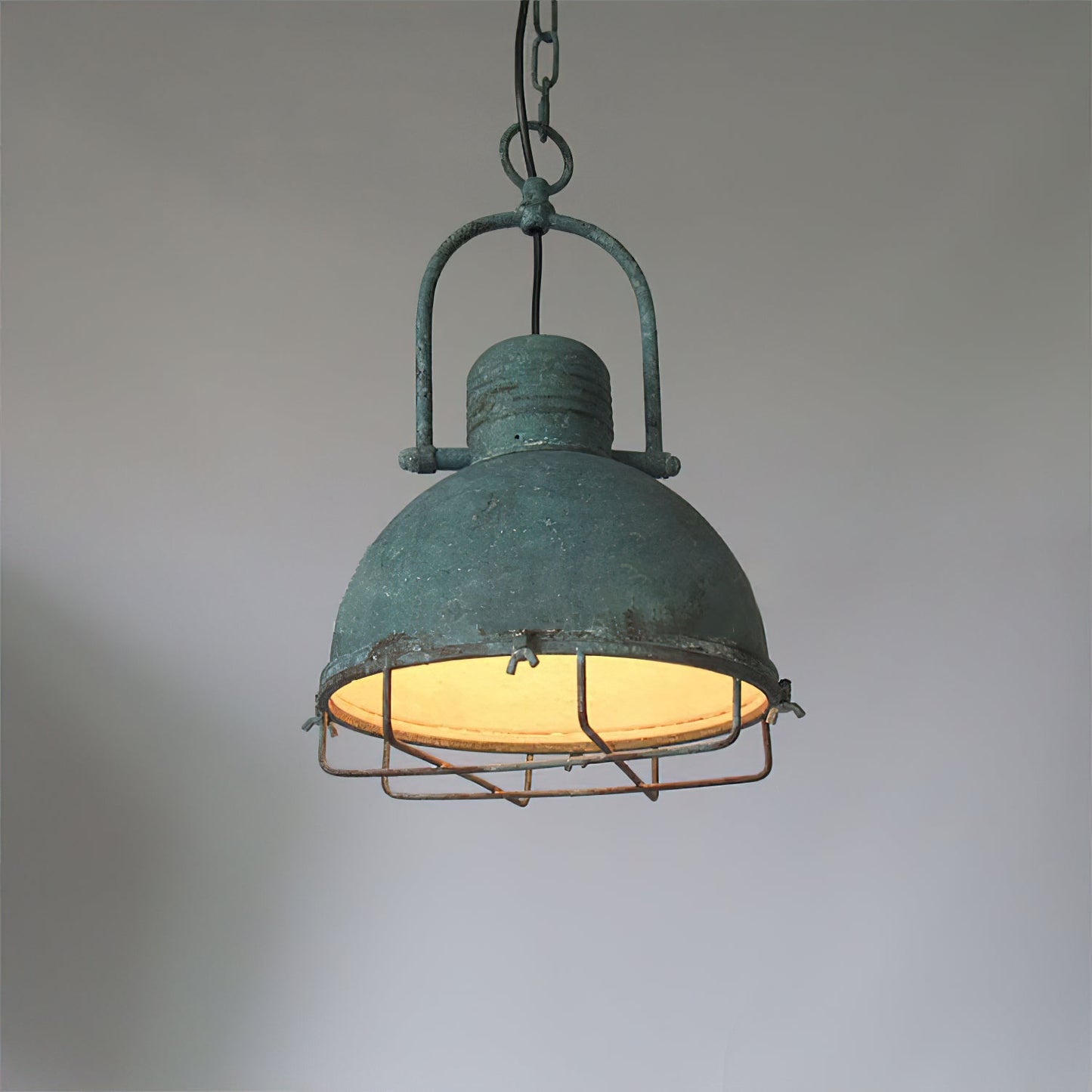 Hesara Pendant Light
