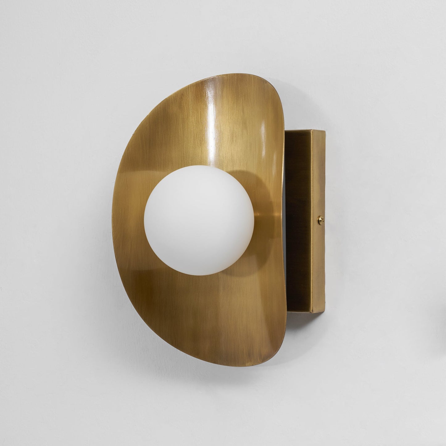 Verner Wall Lamp
