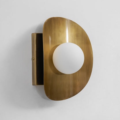 Verner Wall Lamp