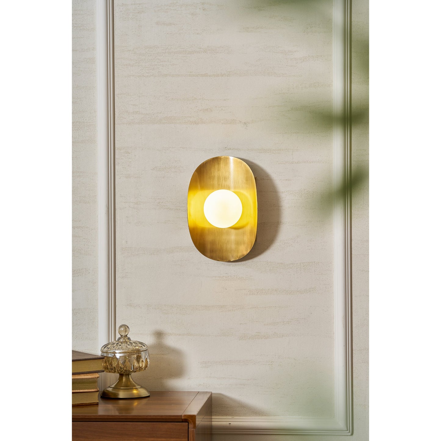 Verner Wall Lamp